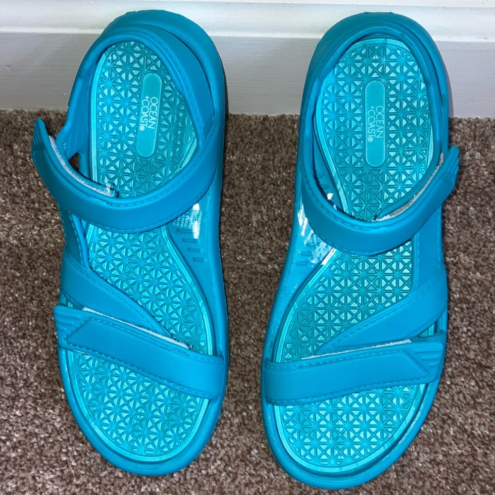 Ocean+Coast-NWT-Kids Aqua Brook-Sandals-Size 2/3-New In Box